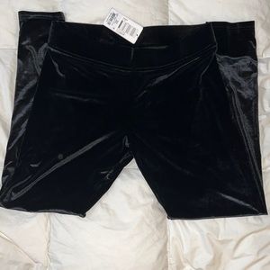 Hue black velvet leggings size xl